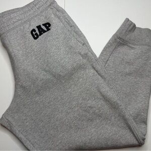 GAP Grey Sweatpants Women’s Large Joggers Logo (Unisex Men’s Fit)